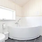 Base With Private Sauna, Sun Deck Сasa de vacaciones *