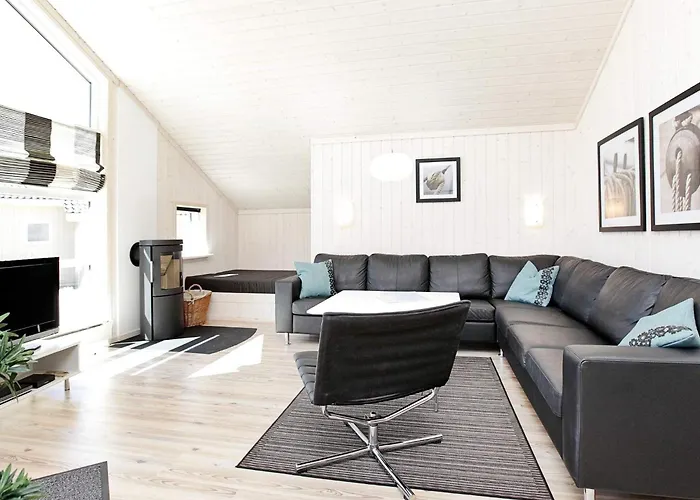 Base With Private Sauna, Sun Deck 度假居 Großenbrode